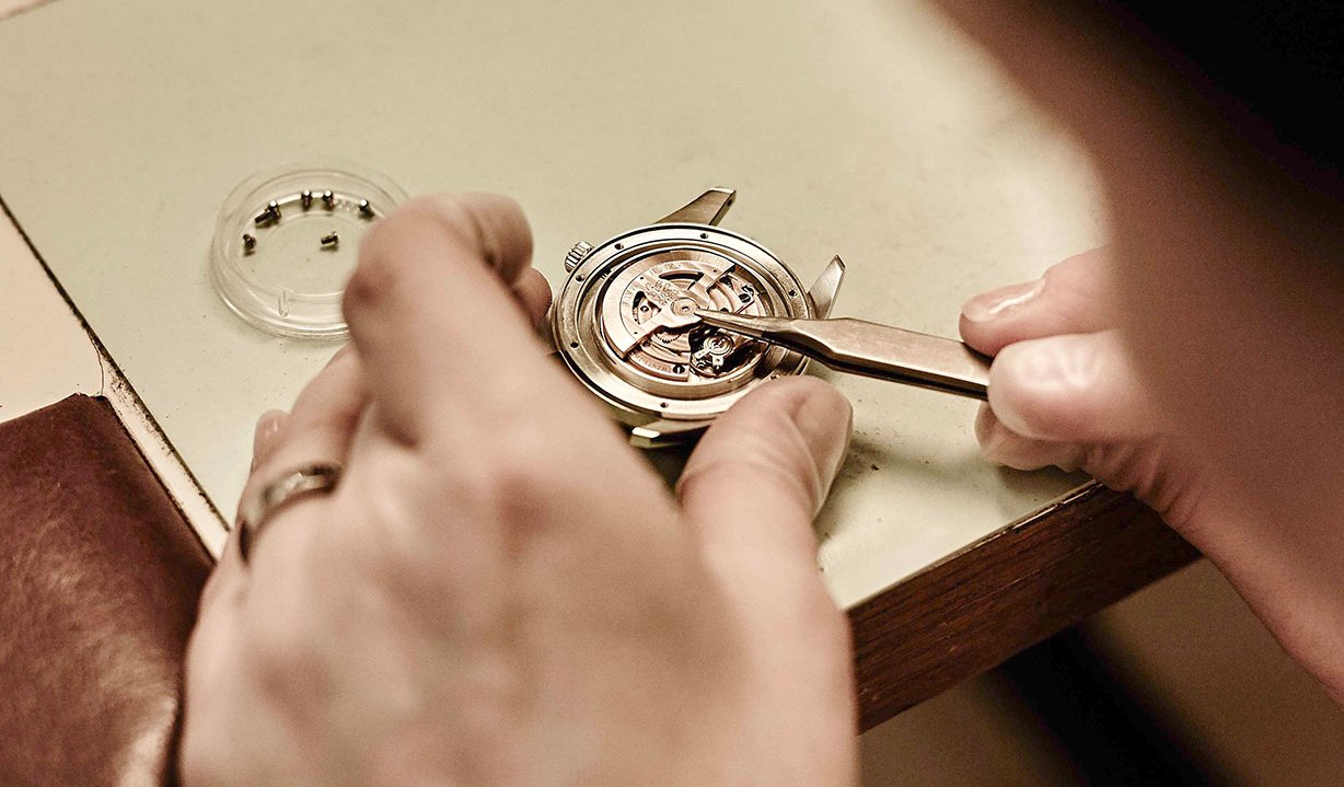 montáž hodinek.jpg